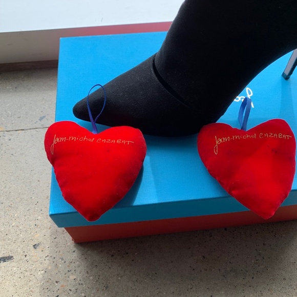 Jean Michel Cazabat Eva suede booties - Picture 6 of 8